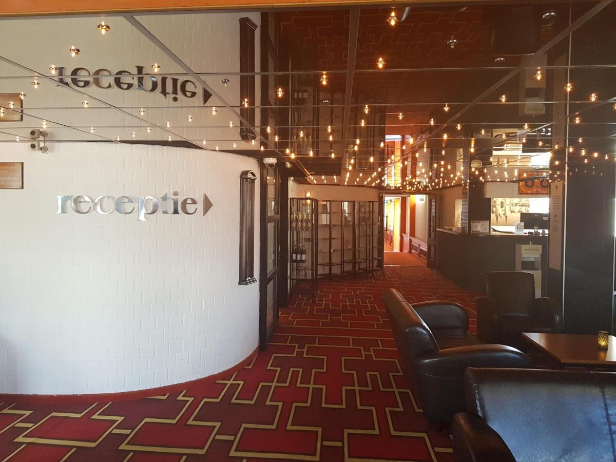 Amicitia Hotel Снек Екстериор снимка
