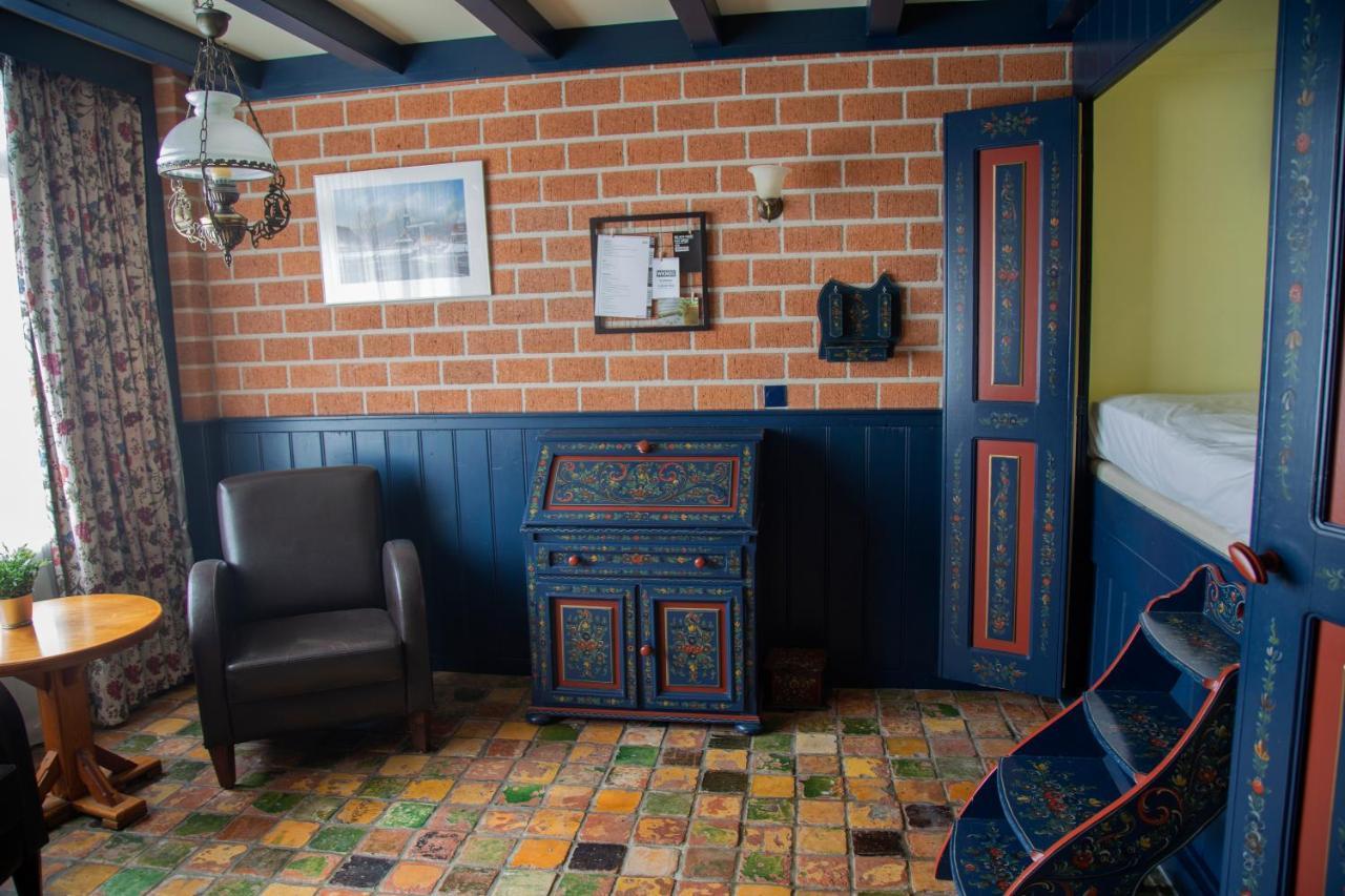 Amicitia Hotel Снек Екстериор снимка