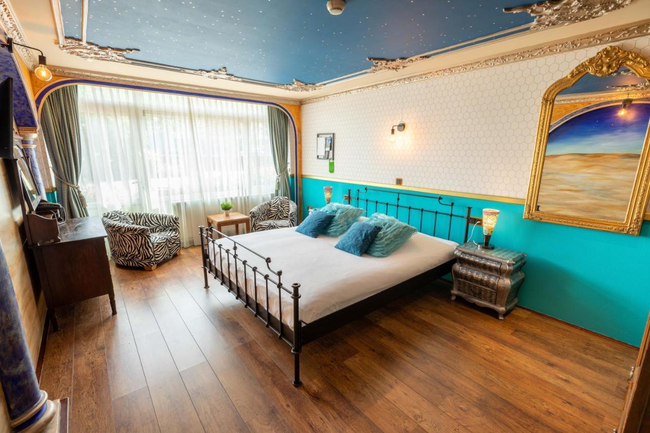 Amicitia Hotel Снек Екстериор снимка