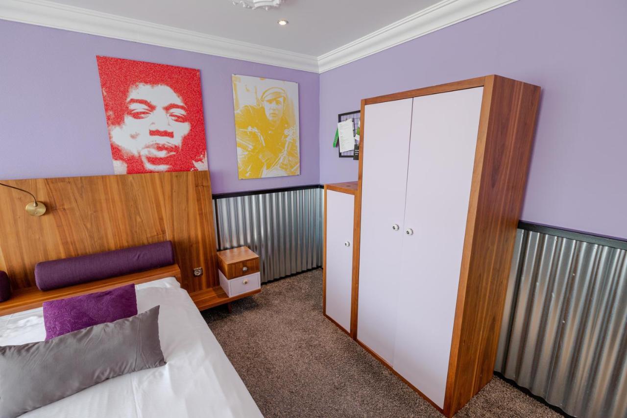 Amicitia Hotel Снек Екстериор снимка
